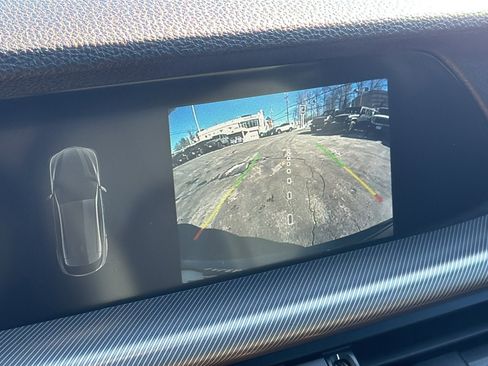 Used 2024 Alfa Romeo Stelvio Ti image 34