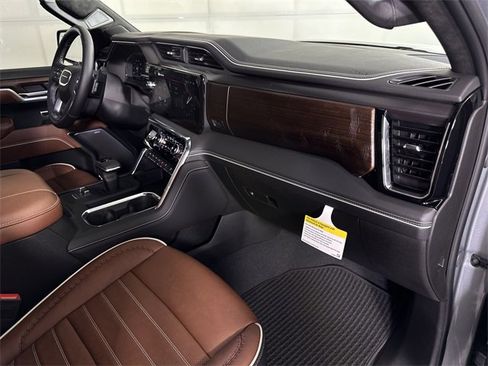 New 2025 GMC Sierra 1500 Denali Ultimate image 30
