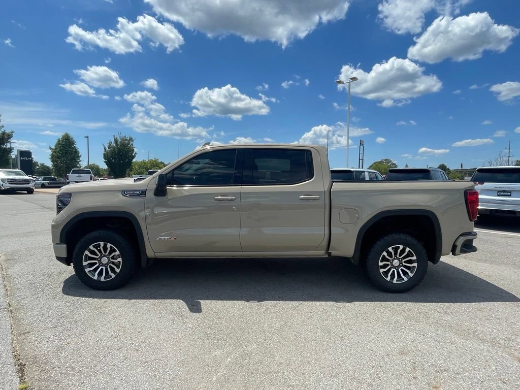 Used 2022 GMC Sierra 1500 AT4 AWD/4WD image 4