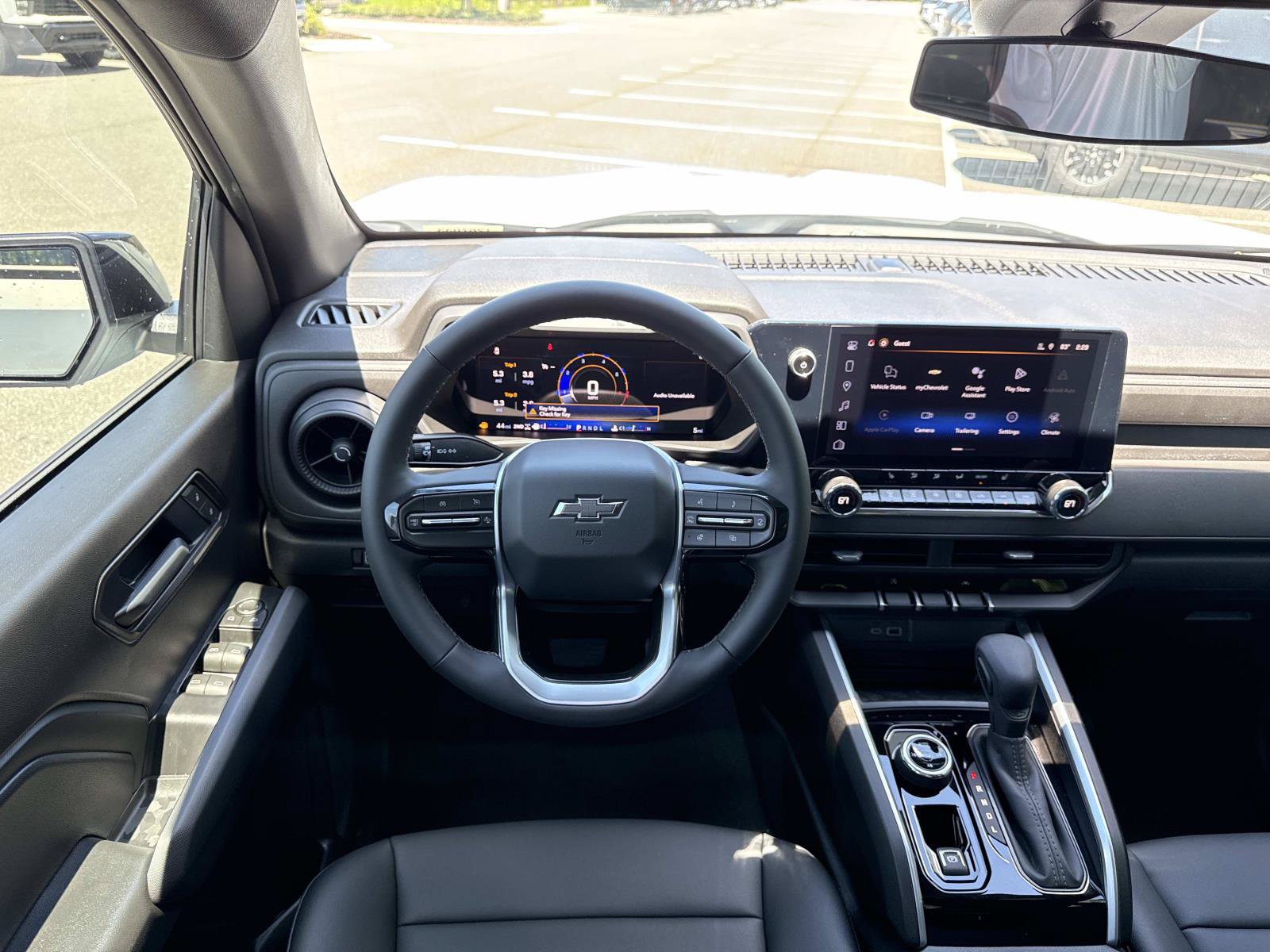 New 2026 Chevrolet Colorado Trail Boss w/ Midnight Edition AWD/4WD image 13