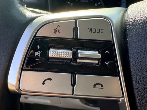 Used 2022 Kia Telluride S image 16