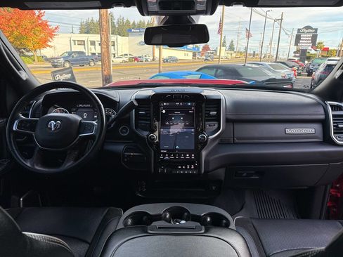 Used 2024 RAM 2500 Laramie w/ Night Edition image 24