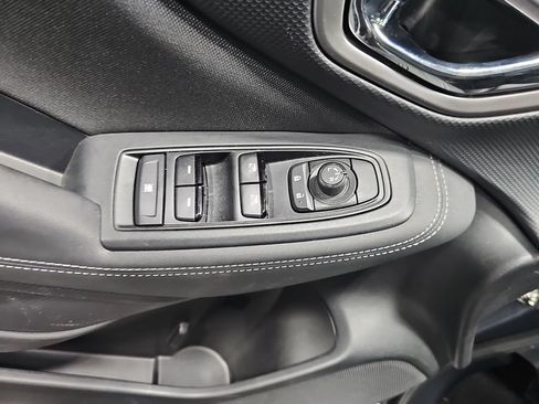 Used 2022 Subaru Forester Premium AWD/4WD image 28