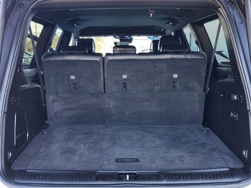 Used 2023 Jeep Wagoneer L Series III image 31