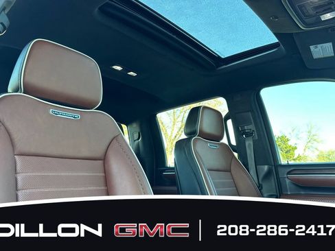 Used 2024 GMC Sierra 2500 Denali Ultimate AWD/4WD image 18