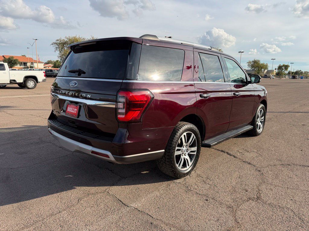 Used 2024 Ford Expedition Limited AWD/4WD image 10