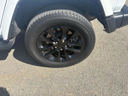 Used 2023 Jeep Wrangler Unlimited Sahara w/ Cold Weather Group image 55