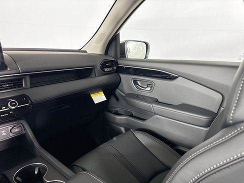 New 2025 Honda Pilot EX-L image 27