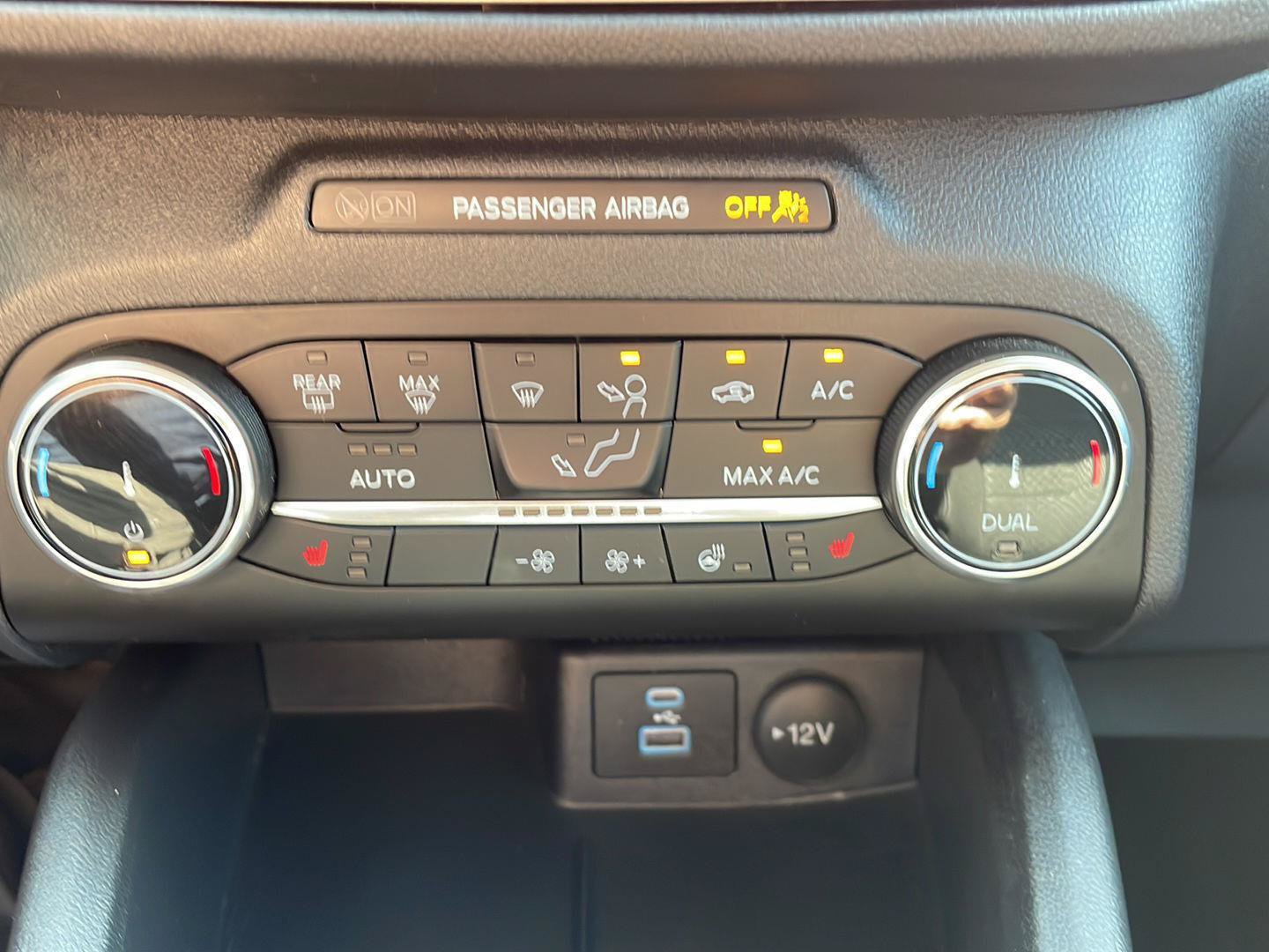 Used 2023 Ford Escape Active AWD/4WD image 22