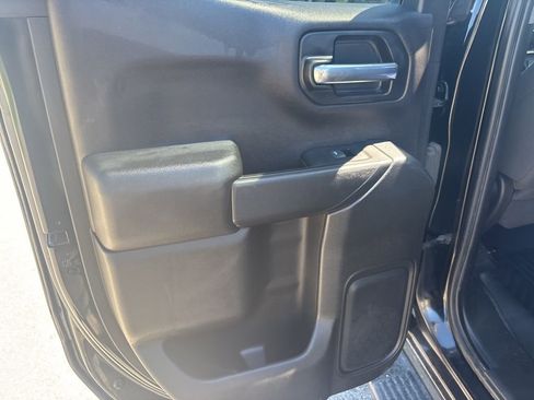 Used 2022 Chevrolet Silverado 1500 Custom image 15