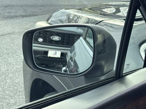 Used 2019 Subaru Ascent Touring w/ Popular Package #3 image 14