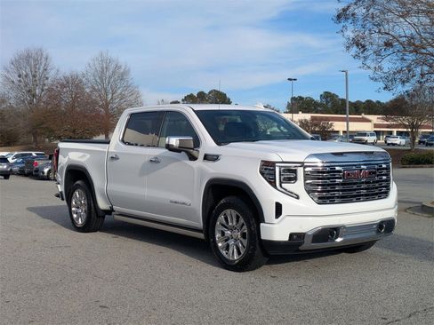 Used 2022 GMC Sierra 1500 Denali image 2