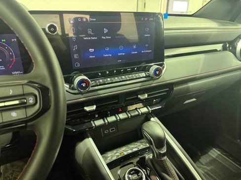 Certified 2024 Chevrolet Colorado Z71 w/ Z71 Convenience Package 2 image 20