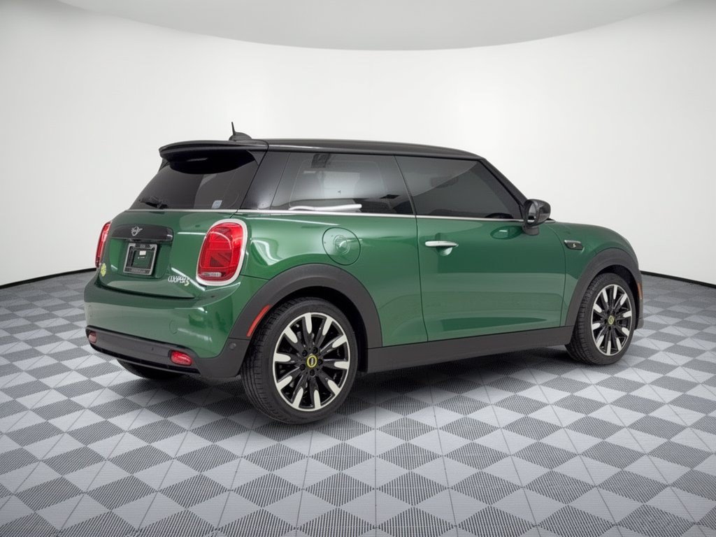 Certified 2024 MINI Cooper SE FWD image 9