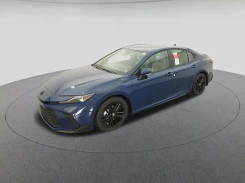 New 2026 Toyota Camry SE image 1
