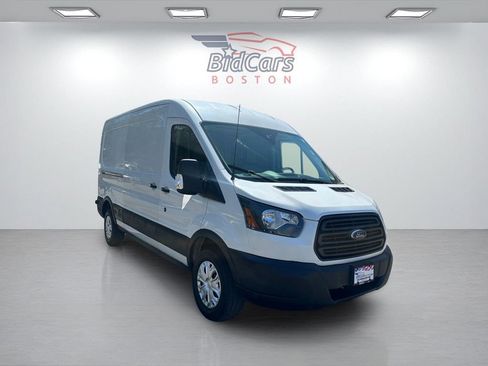 Used 2017 Ford Transit 250 148 Medium Roof RWD image 3