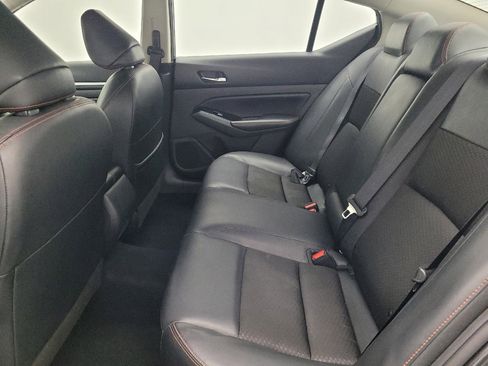 Used 2023 Nissan Altima 2.5 SR image 18