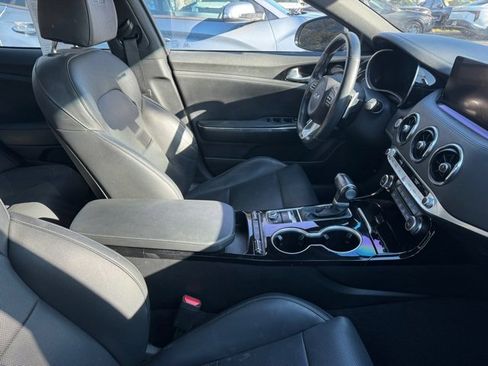 Certified 2022 Kia Stinger GT-Line w/ Sun & Sound Package image 8
