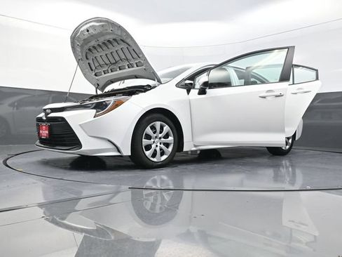 Certified 2024 Toyota Corolla LE FWD image 41