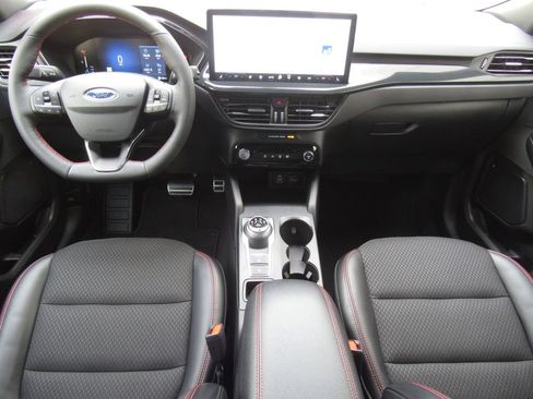 Used 2024 Ford Escape ST-Line w/ Tech Pack #1 AWD/4WD image 31
