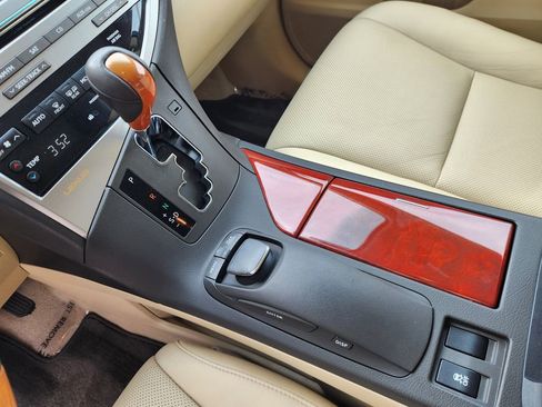 Used 2012 Lexus RX 350 FWD w/ Premium Pkg image 19