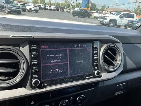 Used 2023 Toyota Tacoma TRD Off-Road AWD/4WD image 19