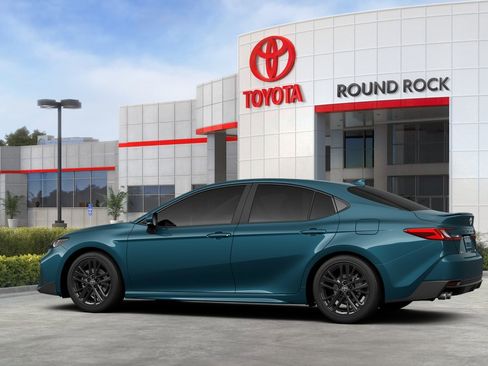 New 2026 Toyota Camry SE FWD image 5