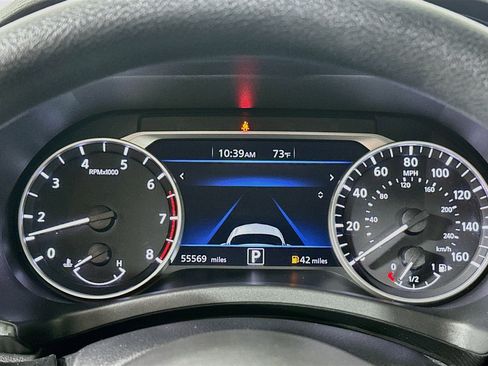 Used 2024 Nissan Sentra SV FWD image 12