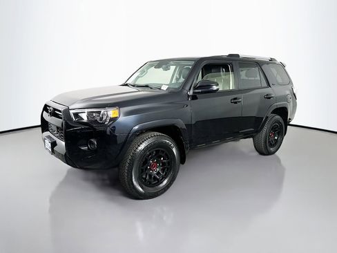 Certified 2023 Toyota 4Runner SR5 Premium w/ Moonroof Package AWD/4WD image 3