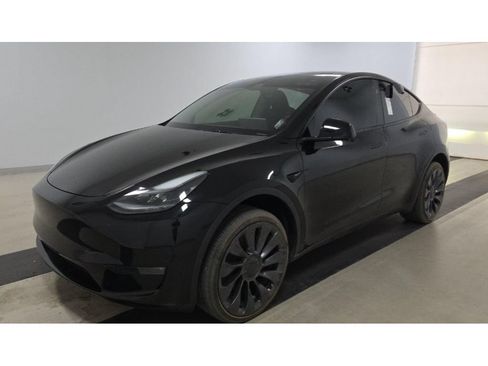 Used 2024 Tesla Model Y Performance AWD/4WD image 1