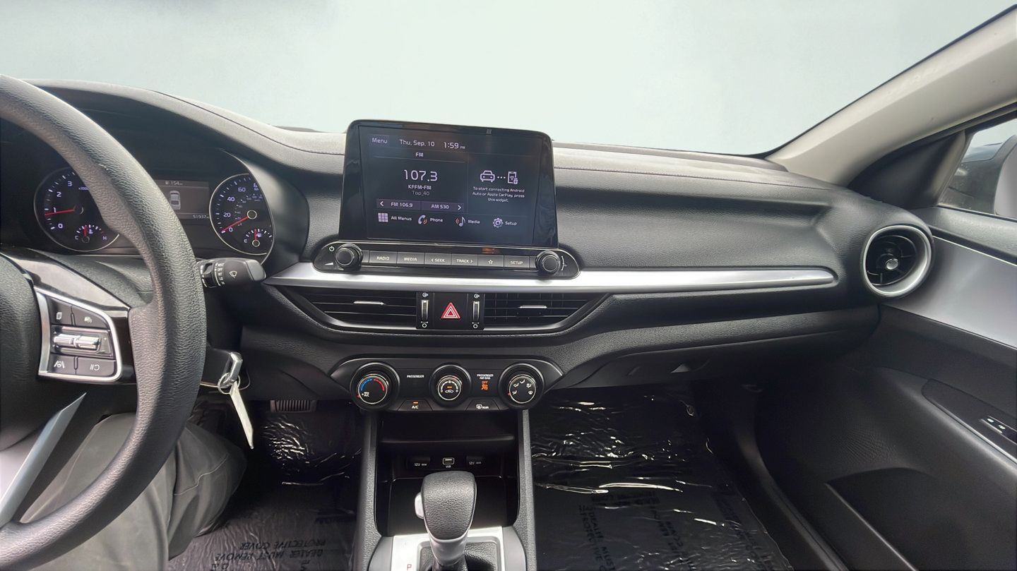 Used 2022 Kia Forte LXS FWD image 13