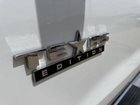 Used 2025 Chevrolet Silverado 1500 LTZ AWD/4WD image 14