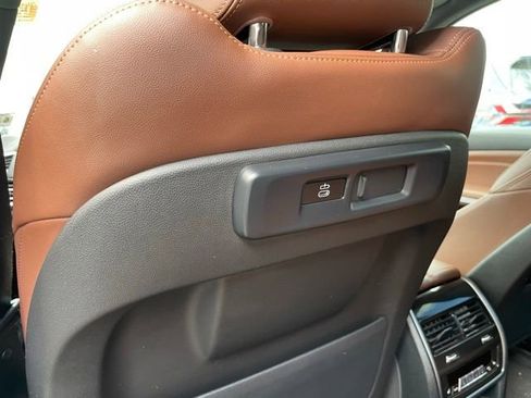 Certified 2023 BMW X5 xDrive40i w/ Premium Package AWD/4WD image 9