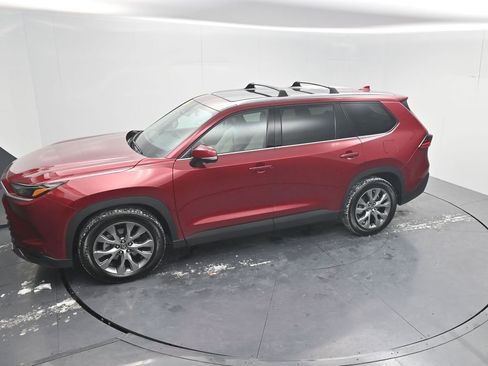 Used 2025 Toyota Grand Highlander AWD Hybrid image 66