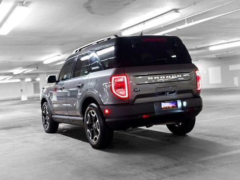 Used 2022 Ford Bronco Sport Outer Banks w/ Tech Package image 5