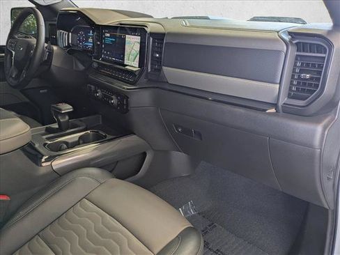 Used 2025 Chevrolet Silverado 1500 ZR2 w/ Technology Package AWD/4WD image 21