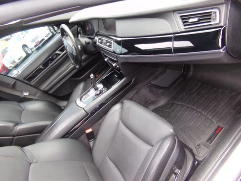 Used 2011 BMW ALPINA B7 LWB image 34