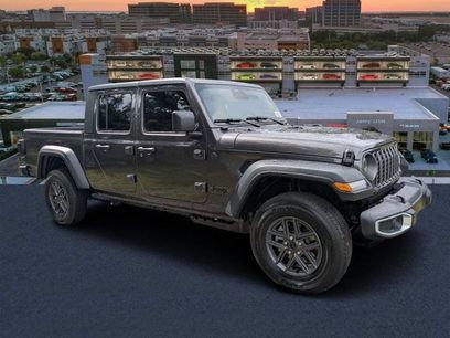 New 2026 Jeep Gladiator Sport