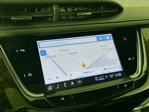 Used 2022 Cadillac XT6 Premium Luxury image 13