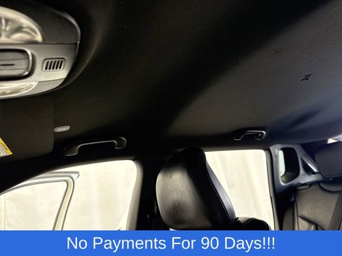 Used 2023 Jeep Compass Latitude image 24