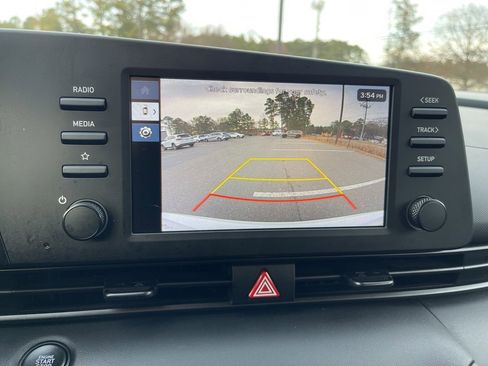 Certified 2025 Hyundai Elantra Sport w/ Cargo Package image 11