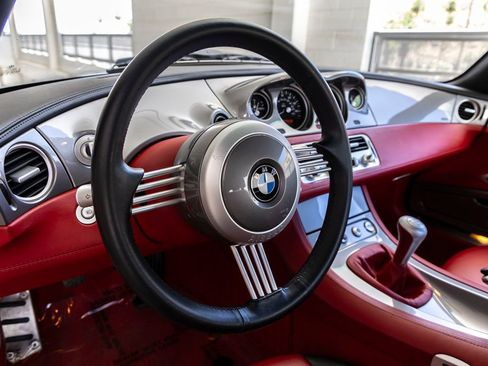 Used 2001 BMW Z8 RWD image 24