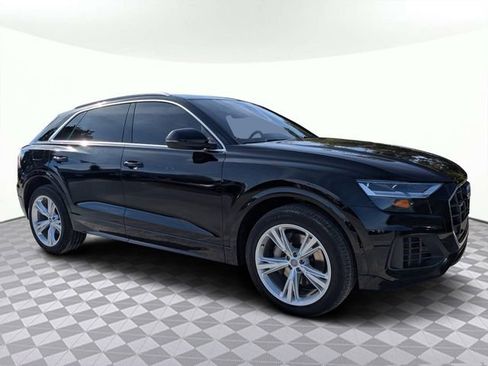 Used 2019 Audi Q8 Premium w/ Convenience Package image 2