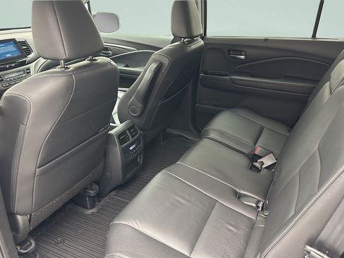 Used 2021 Honda Pilot Special Edition image 9