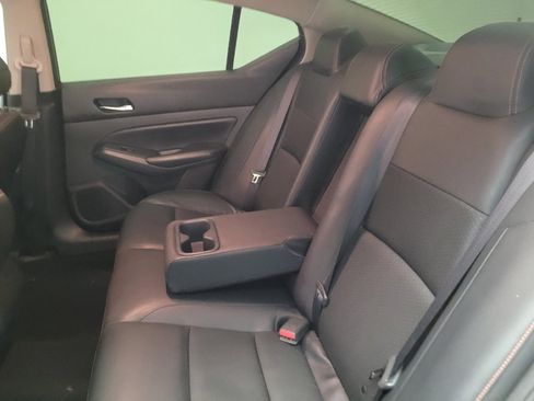 Used 2022 Nissan Altima 2.5 SR FWD image 18