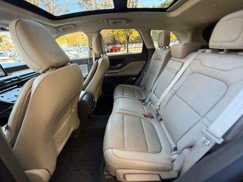 Certified 2022 Lincoln Corsair Reserve w/ Elements Package image 13