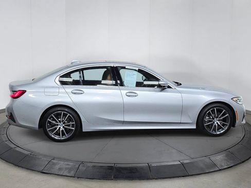 Used 2019 BMW 330i Sedan w/ Premium Package RWD image 8