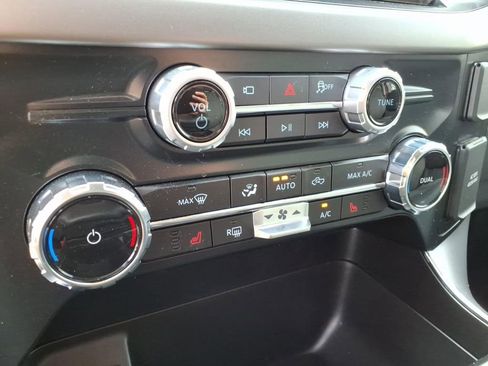 Used 2025 Ford F150 XLT w/ Equipment Group 302A MID image 20