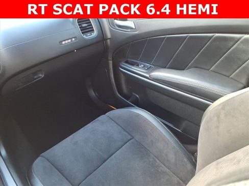 Used 2023 Dodge Charger Scat Pack w/ Dynamics Package image 10
