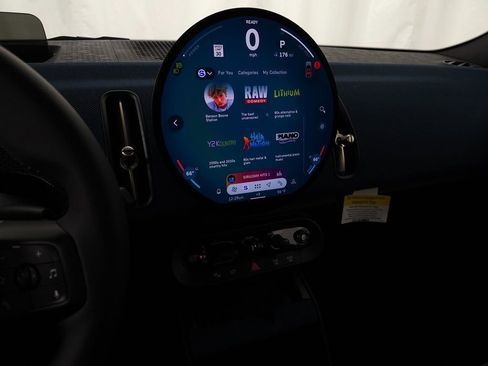 New 2025 MINI Cooper Countryman SE w/ Comfort Package Max image 19